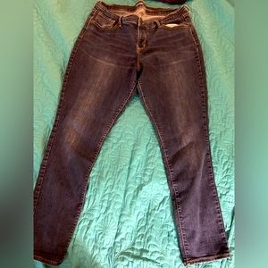 Old Navy Jeans!  Curvy Short